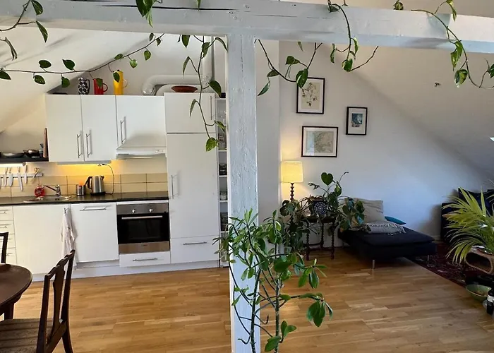 Leilighet Spacious Loft In Trendy Area